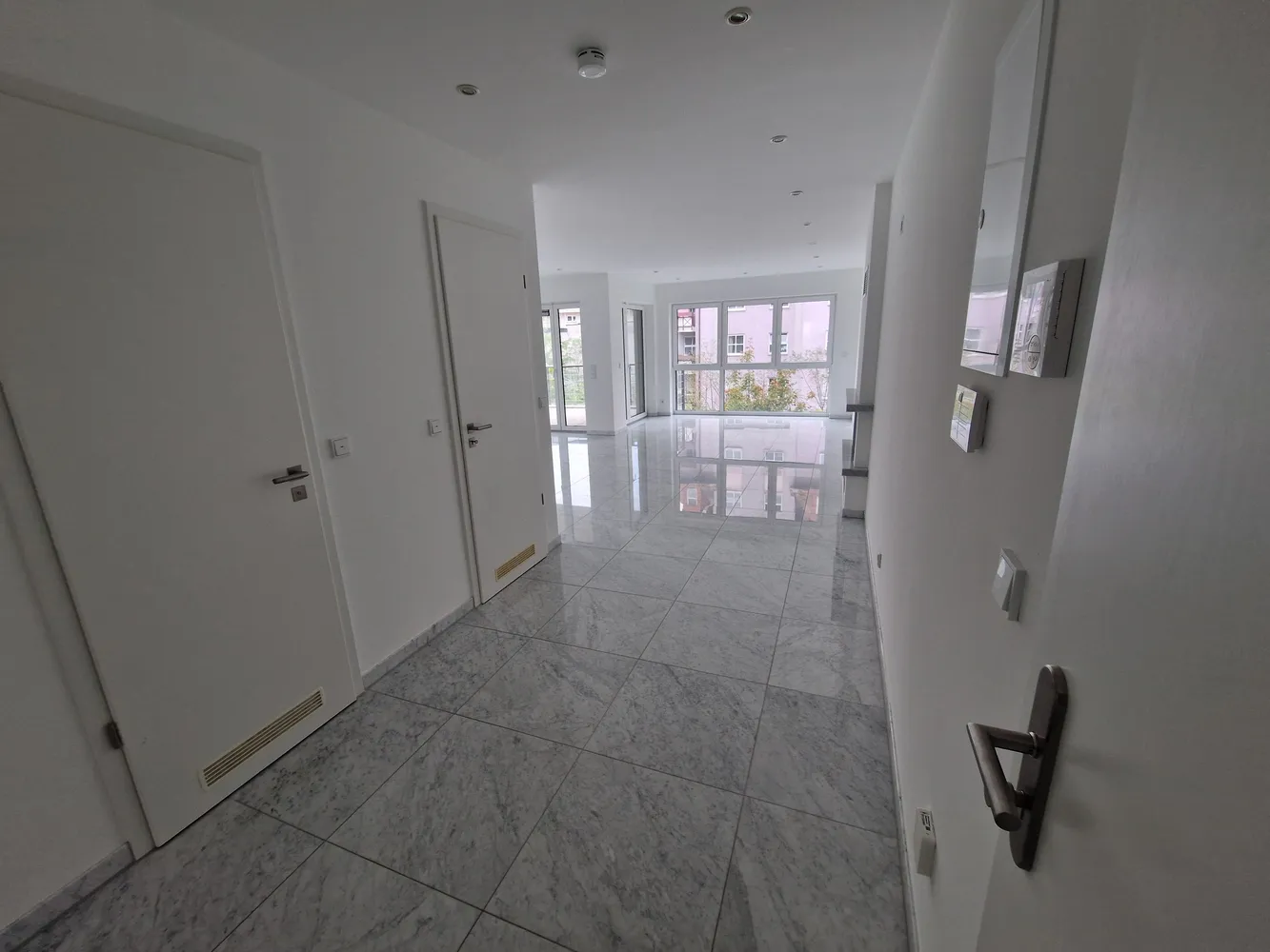 3 room apartment with 100 m² in Frankfurt am Main – Photo 6