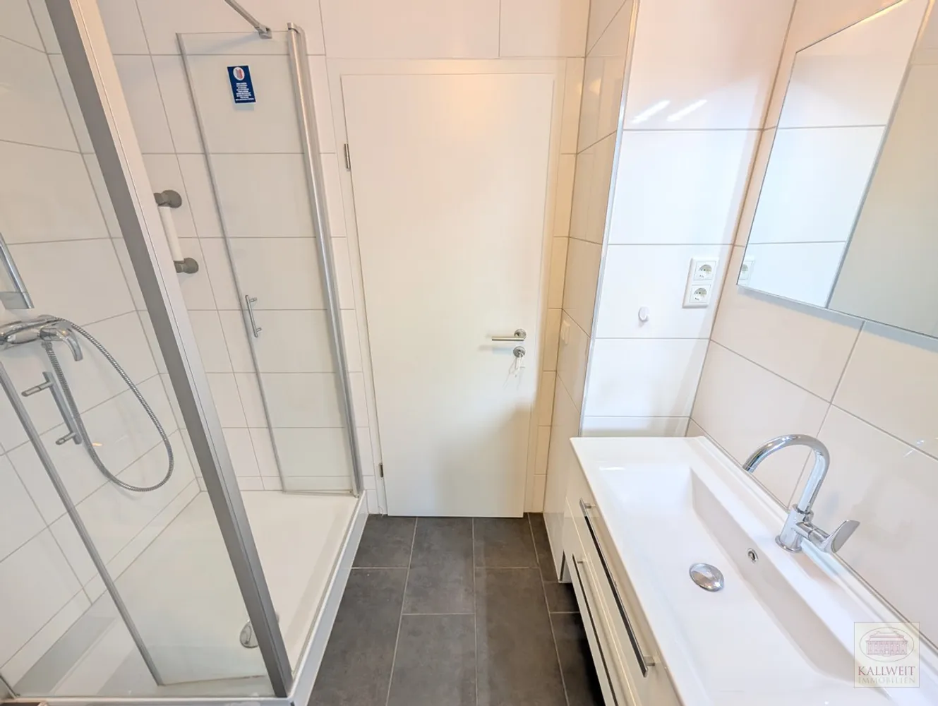 2 Zimmer Wohnung mit 72 m² in Düsseldorf – Bild 3