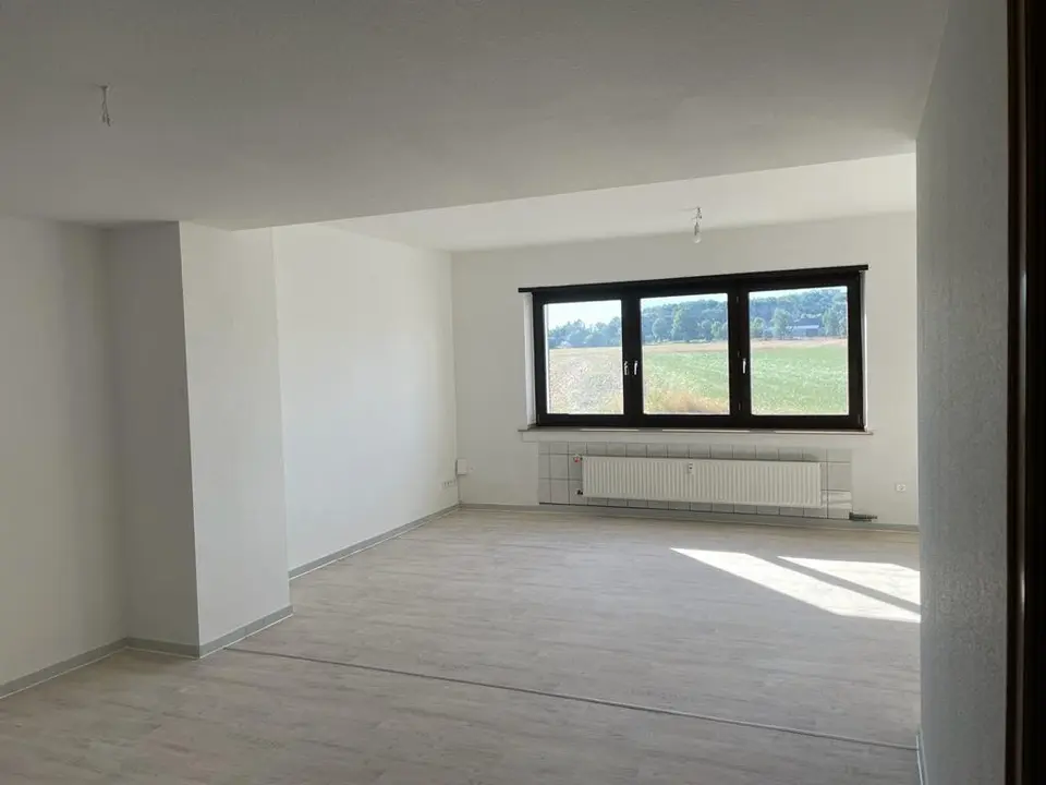 2 Zimmer Wohnung mit 90 m² in Grevenbroich – Bild 1