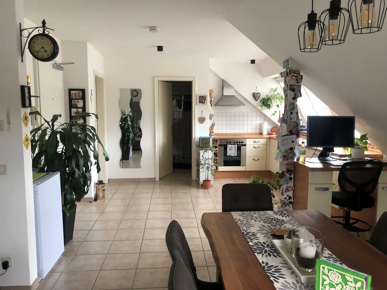 2 Zimmer Wohnung mit 58 m² in Düsseldorf – Bild 2