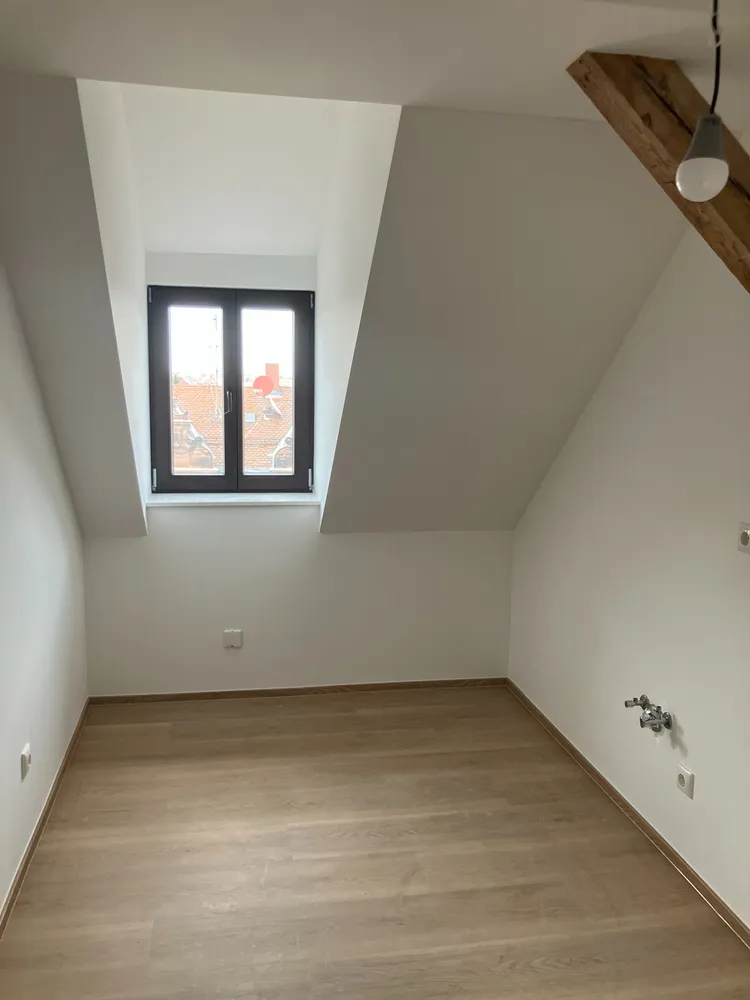4 Zimmer Wohnung mit 96 m² in Nürnberg – Bild 4