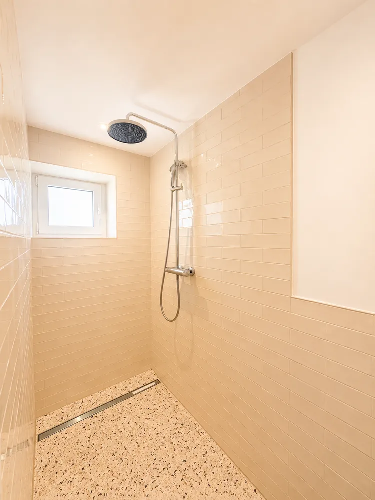 2 Zimmer Wohnung mit 82 m² in Köln – Bild 8