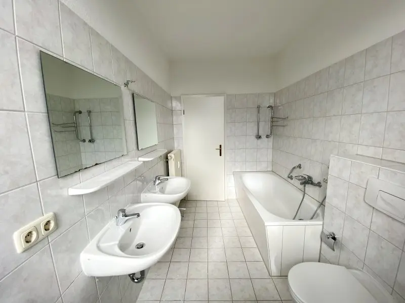3 Zimmer Wohnung mit 81 m² in Plauen – Bild 8