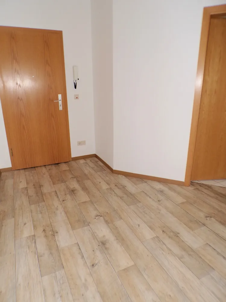 2 Zimmer Wohnung mit 57 m² in Werdau – Bild 8