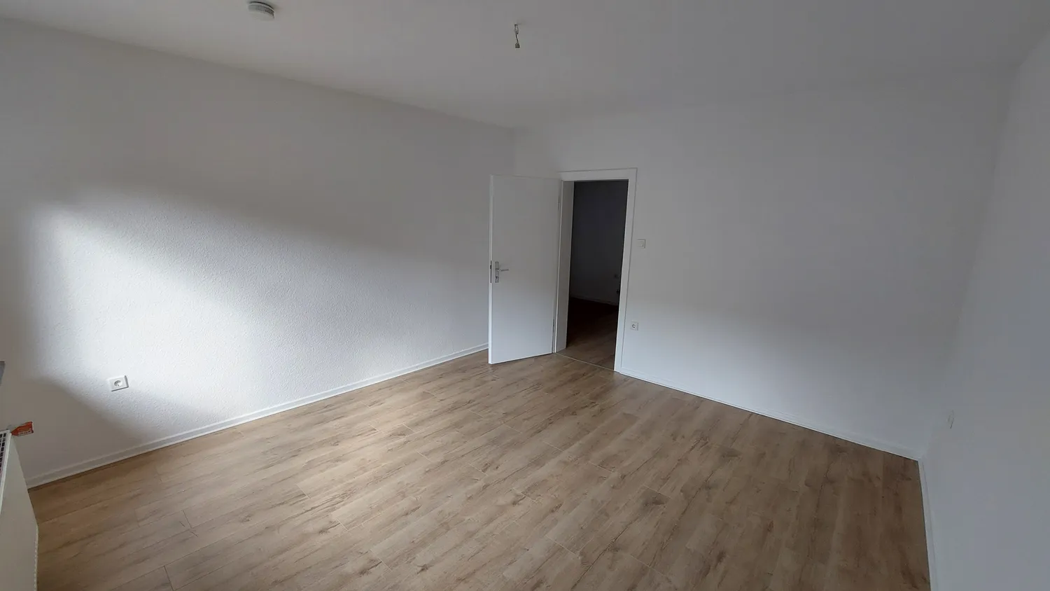 4 Zimmer Wohnung mit 80 m² in Essen – Bild 2
