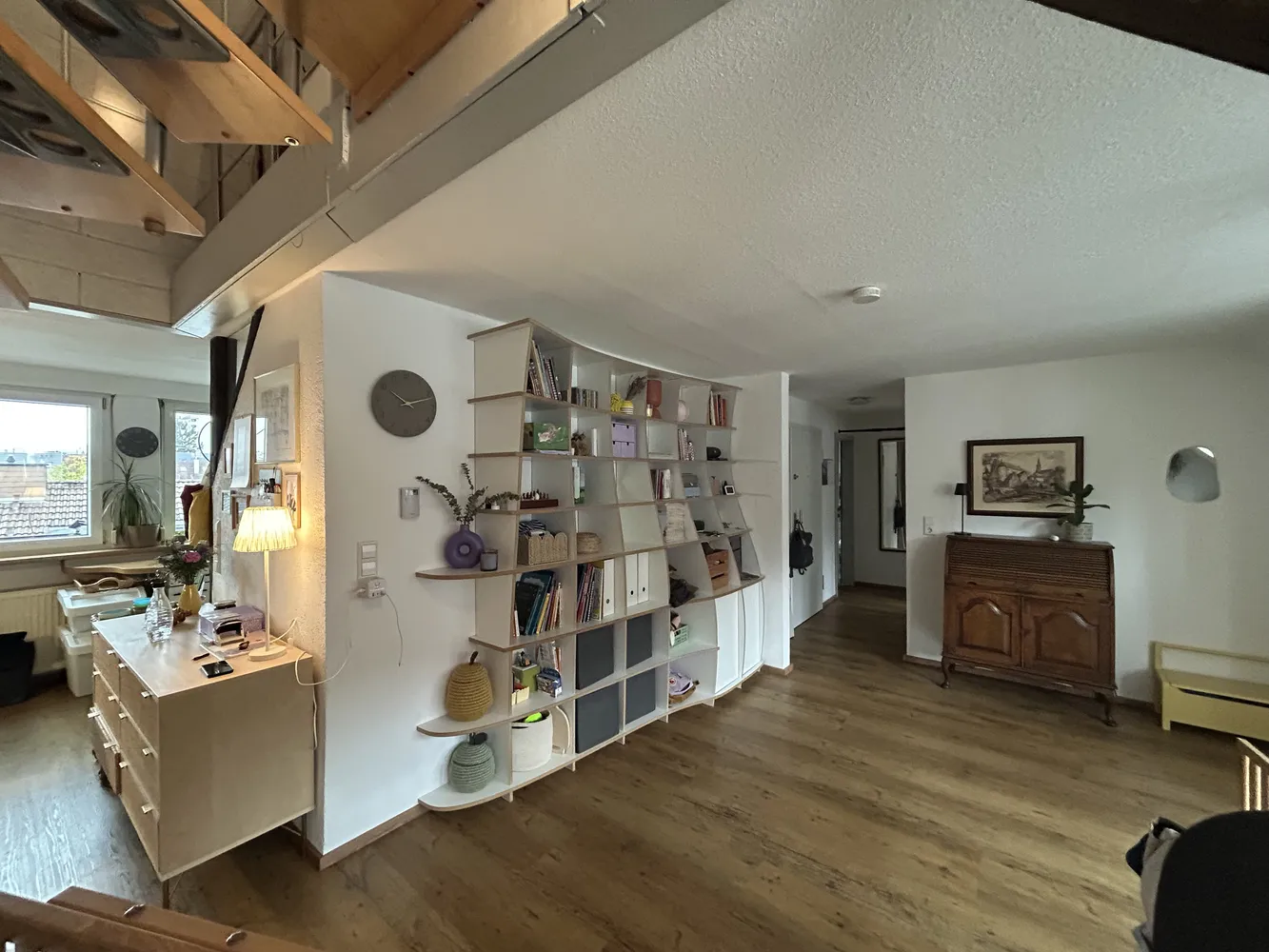 4 Zimmer Wohnung mit 93 m² in Karlsruhe – Bild 2