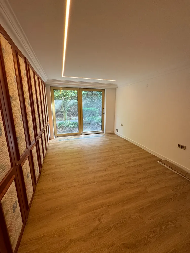 4 Zimmer Wohnung mit 240 m² in Stuttgart – Bild 5