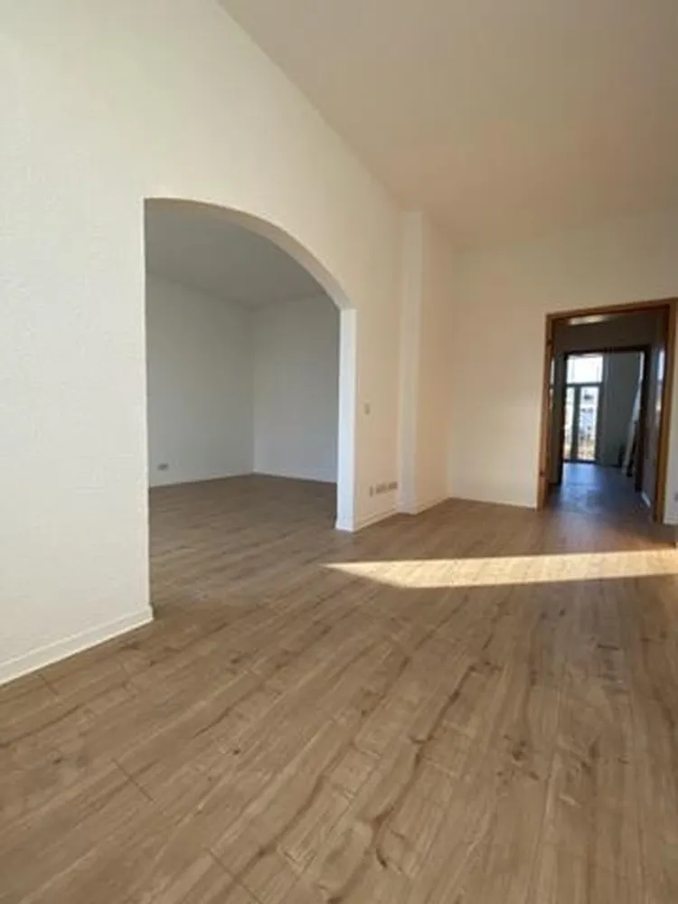 3 Zimmer Wohnung mit 94 m² in Hof – Bild 2