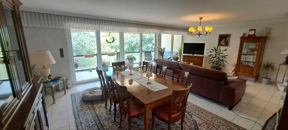 4 Zimmer Wohnung mit 100 m² in Saarbrücken – Bild 3