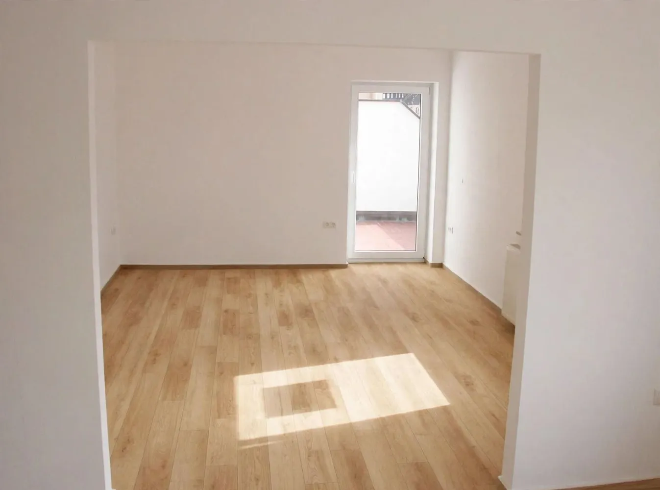4 Zimmer Wohnung mit 100 m² in Hamburg – Bild 3