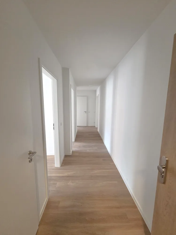5 Zimmer Wohnung mit 99 m² in Hamburg – Bild 2