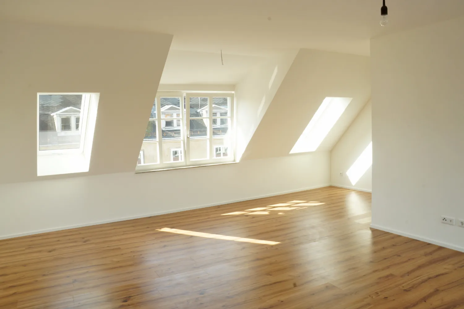 5 Zimmer Wohnung mit 120 m² in Chemnitz – Bild 4