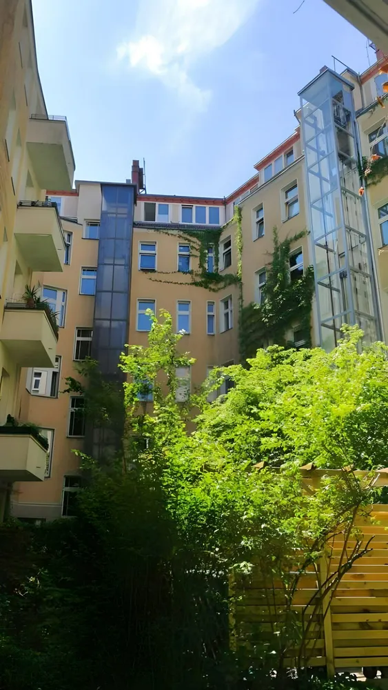2 Zimmer Wohnung mit 65 m² in Berlin – Bild 2