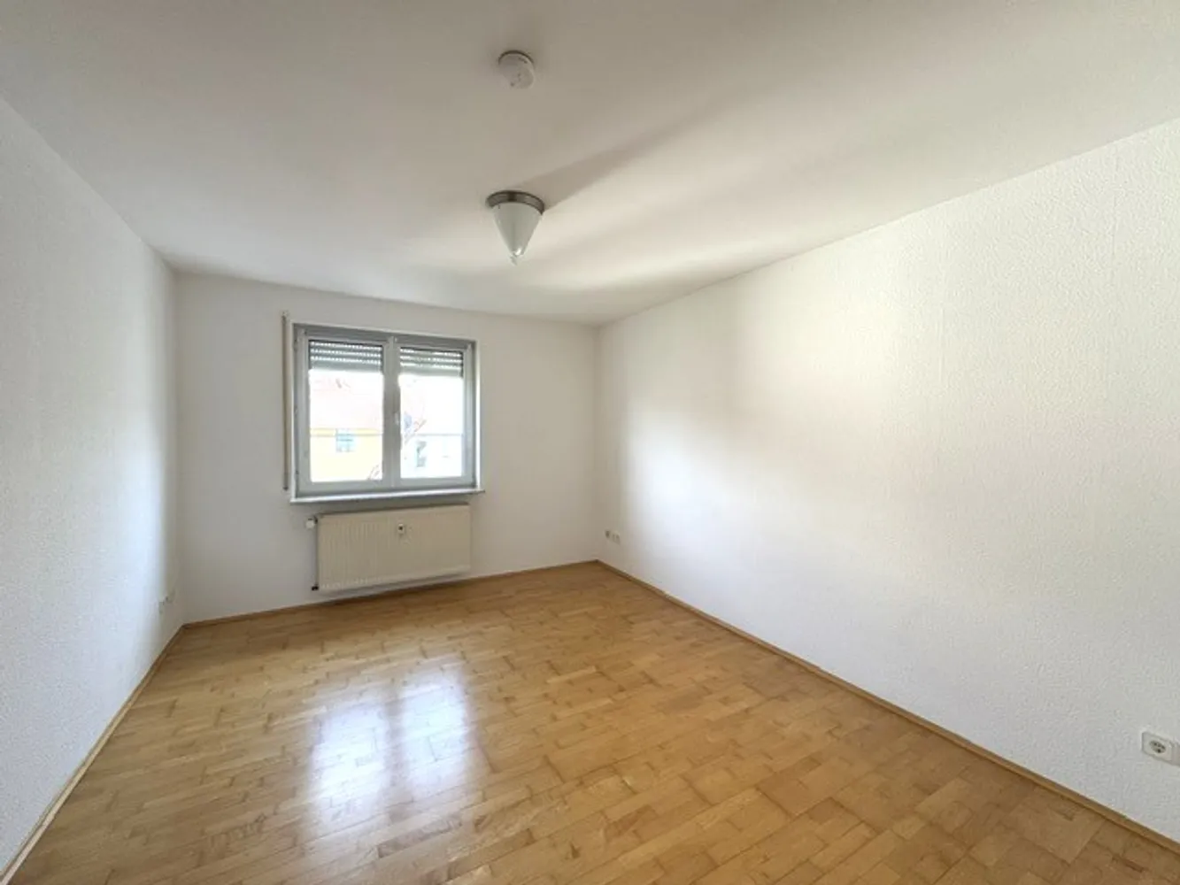 4 Zimmer Wohnung mit 130 m² in Frankfurt am Main – Bild 8