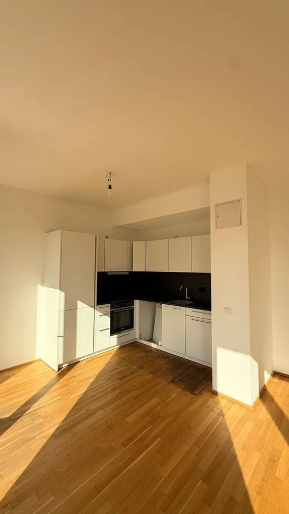 2 Zimmer Wohnung mit 89 m² in Berlin – Bild 8