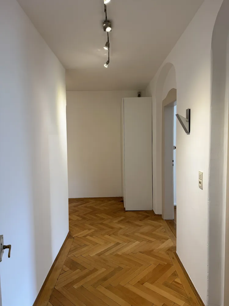 3 Zimmer Wohnung mit 90 m² in München – Bild 3