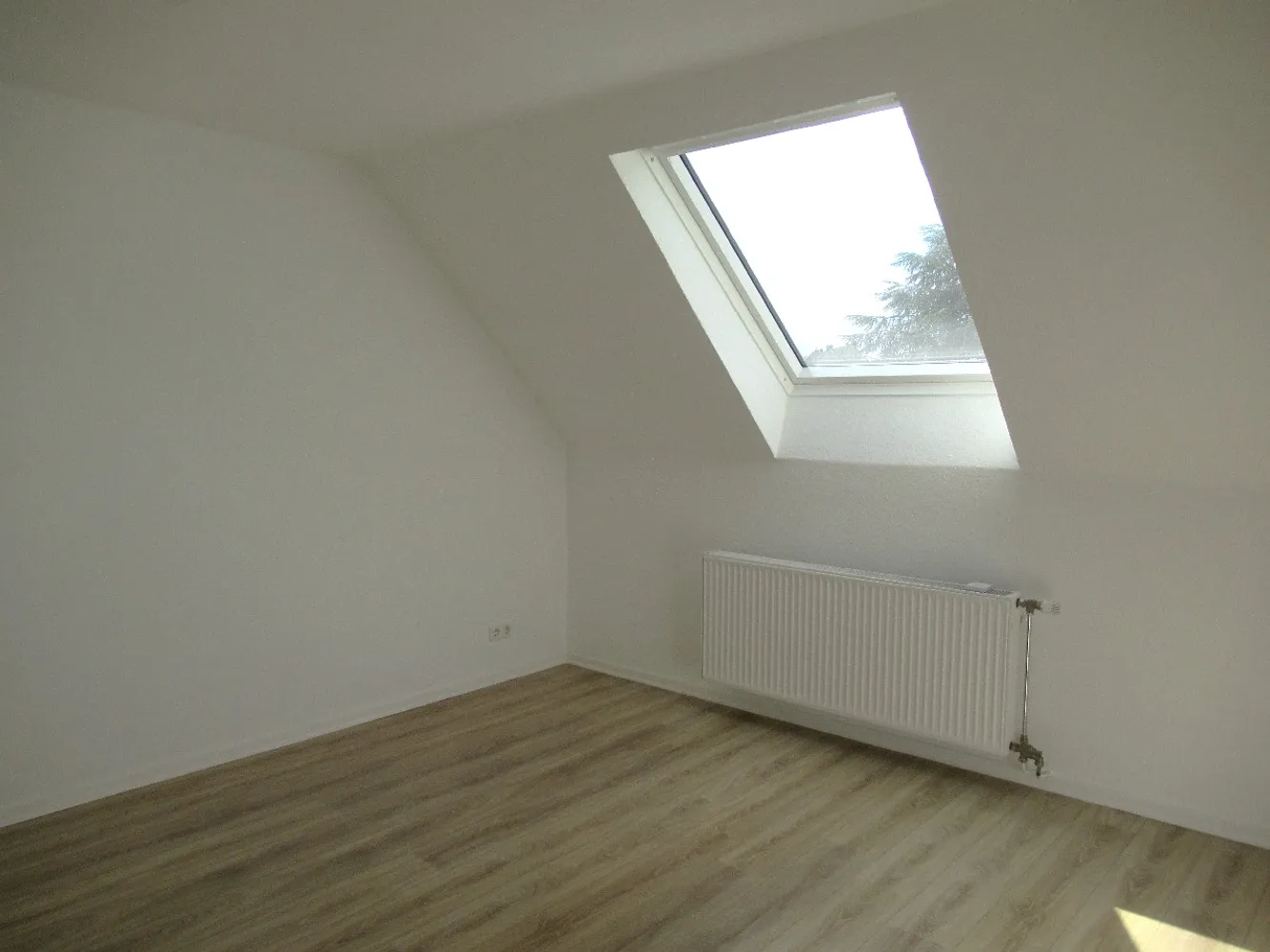 4 room apartment with 76 m² in Düsseldorf – Photo 6