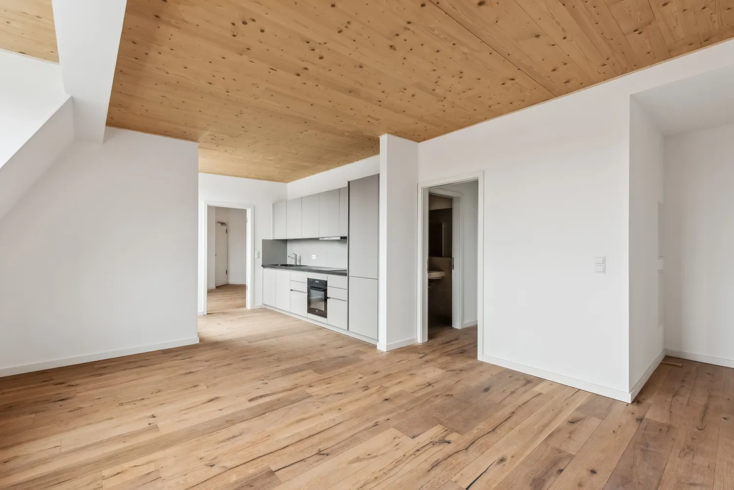 2 room apartment with 60 m² in Berlin – Photo 4