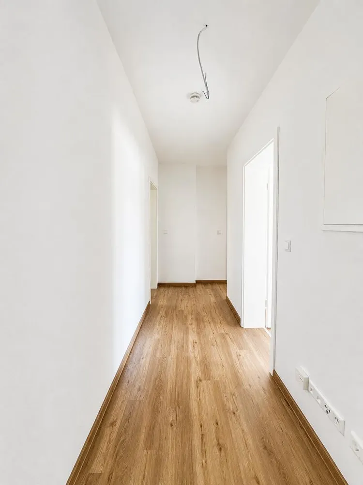 3 Zimmer Wohnung mit 80 m² in Karlsruhe – Bild 2