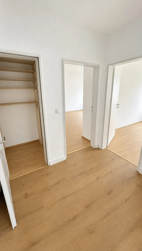 3 Zimmer Wohnung mit 91 m² in Hannover – Bild 2