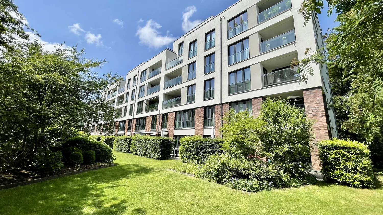 3 Zimmer Wohnung mit 106 m² in Hamburg – Bild 1