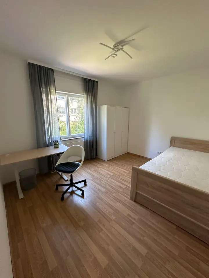 WG-Zimmer mit 13 m² in Ludwigsburg – Bild 1