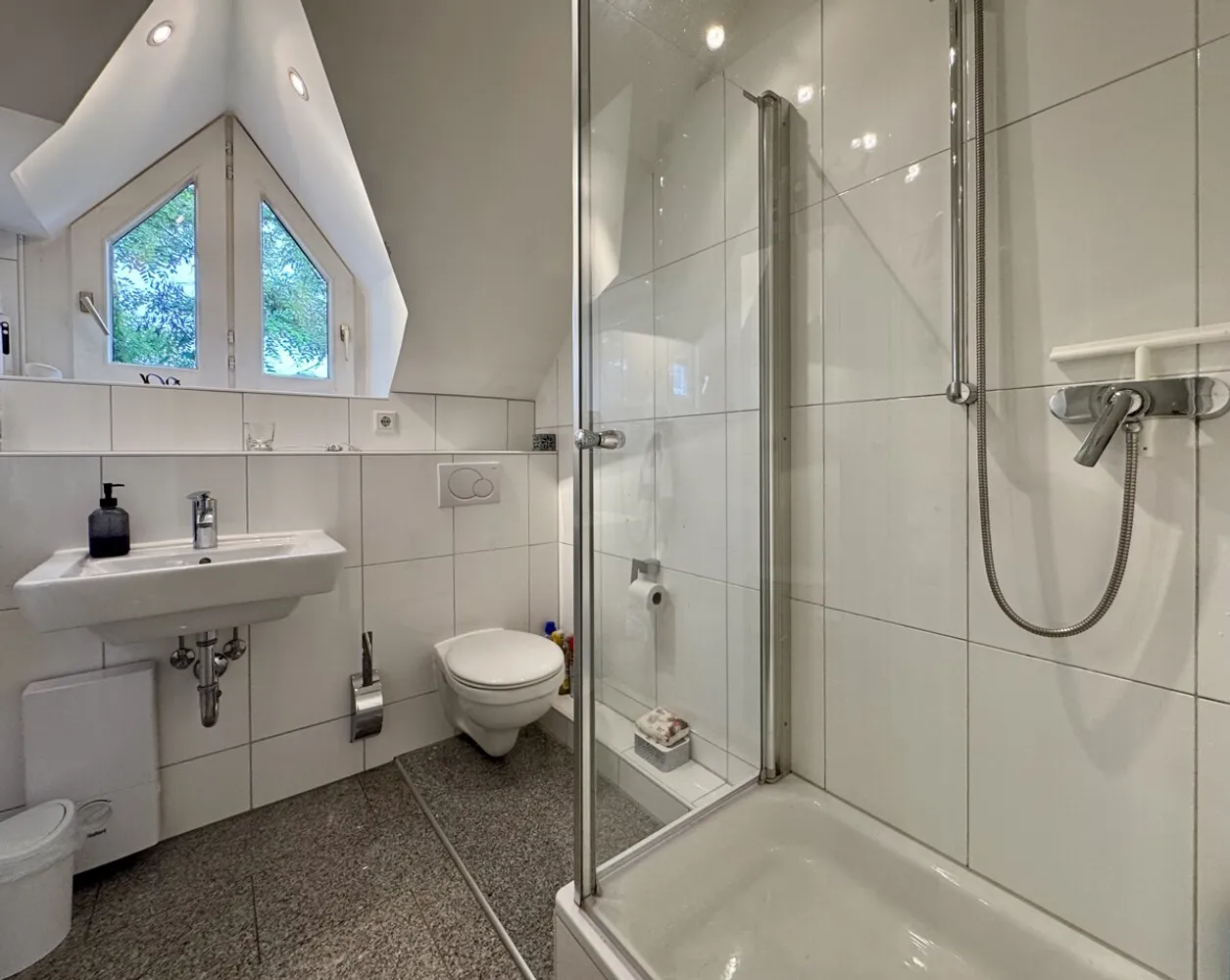 3 Zimmer Wohnung mit 81 m² in Düsseldorf – Bild 9