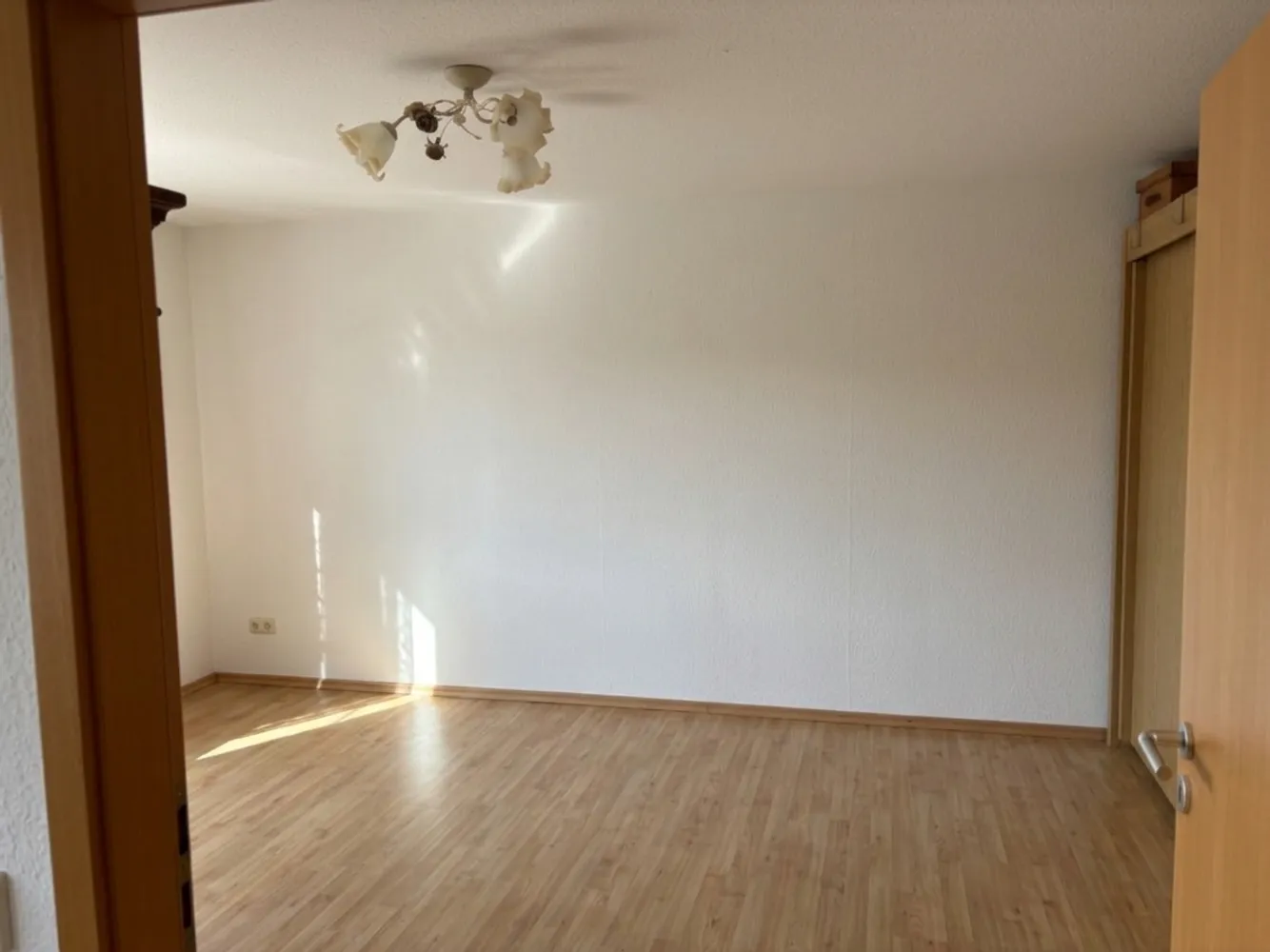 3 Zimmer Wohnung mit 78 m² in Pforzheim – Bild 2