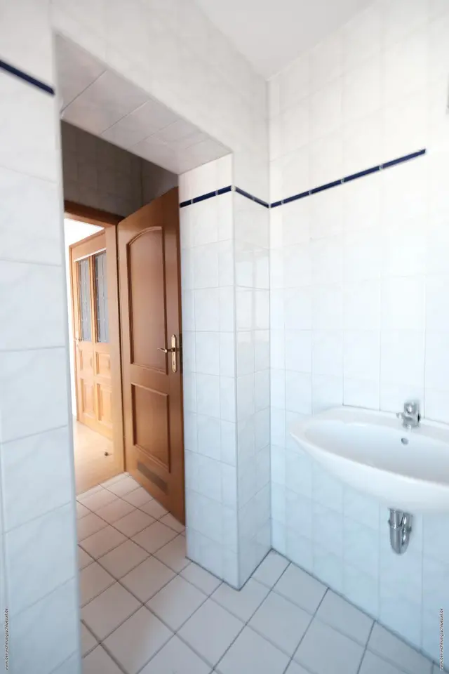 1 Zimmer Wohnung mit 70 m² in Werdau – Bild 5