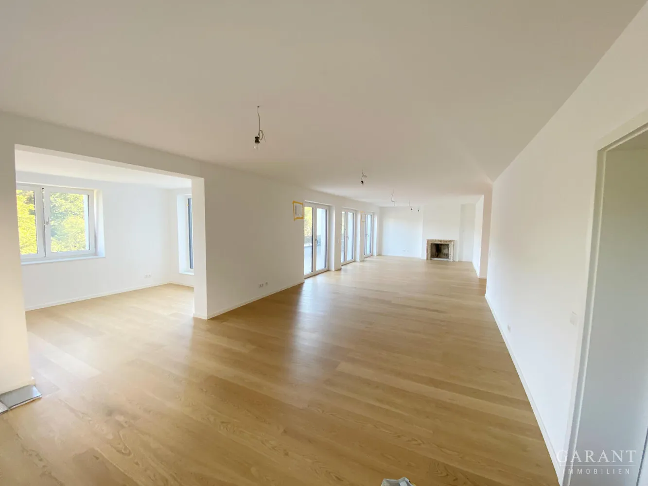 6 Zimmer Wohnung mit 235 m² in Stuttgart – Bild 3