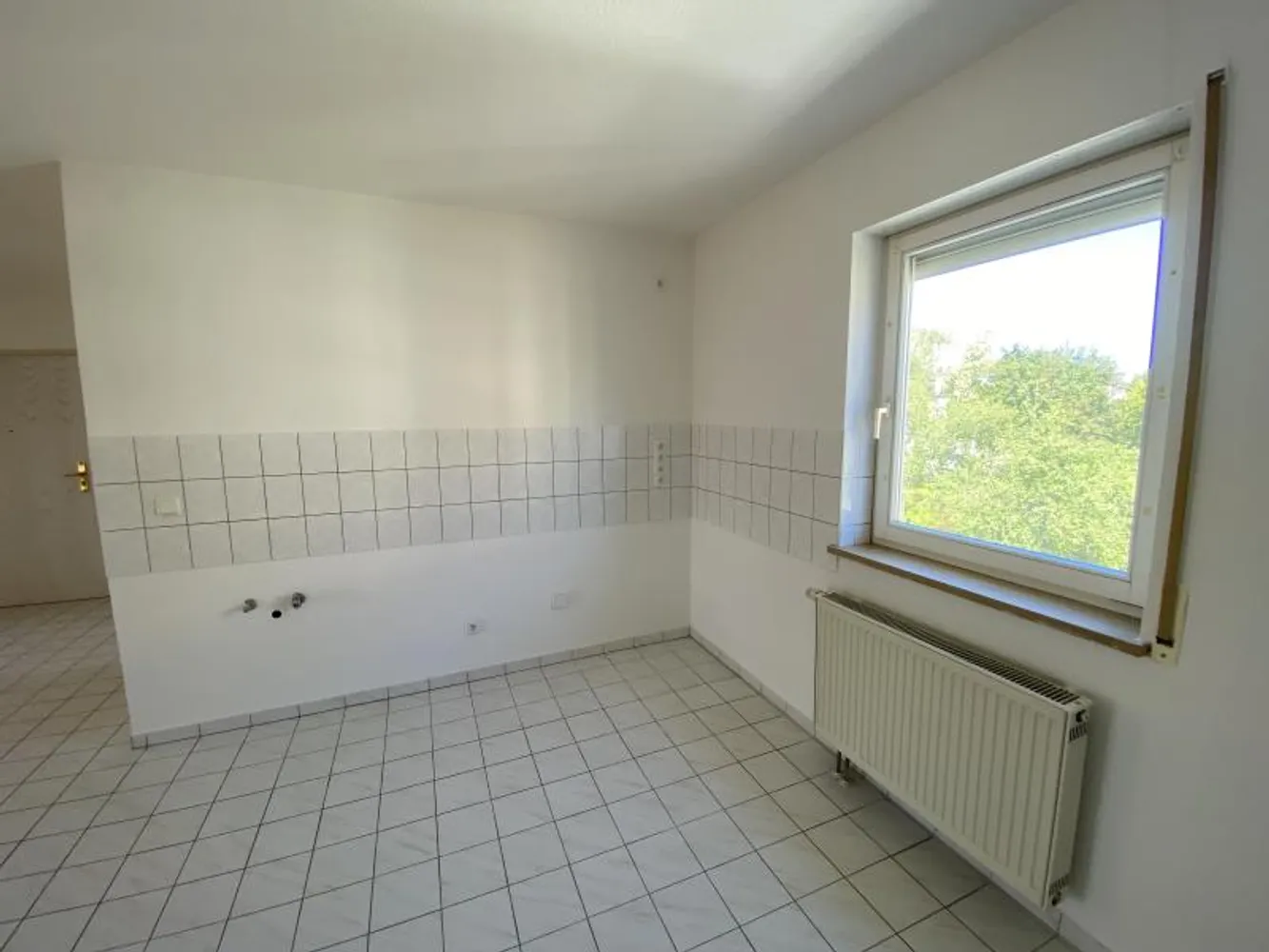 2 Zimmer Wohnung mit 72 m² in Plauen – Bild 2