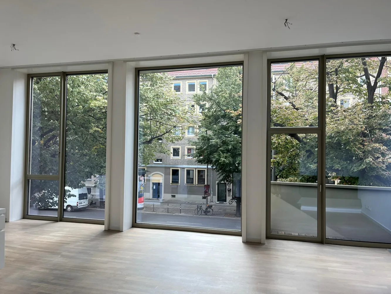 5 Zimmer Wohnung mit 161 m² in Berlin – Bild 1