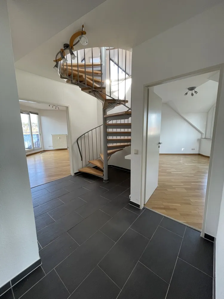 4 Zimmer Wohnung mit 115 m² in Aachen – Bild 3