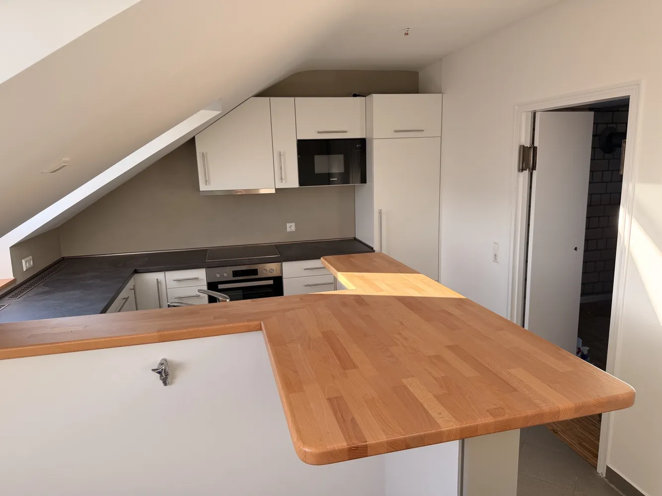 4 Zimmer Wohnung mit 90 m² in Karlsruhe – Bild 7