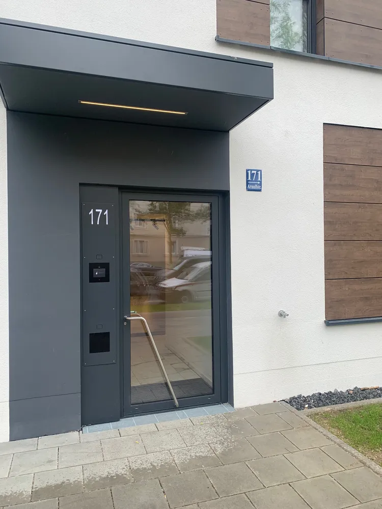 2 Zimmer Wohnung mit 67 m² in München – Bild 1