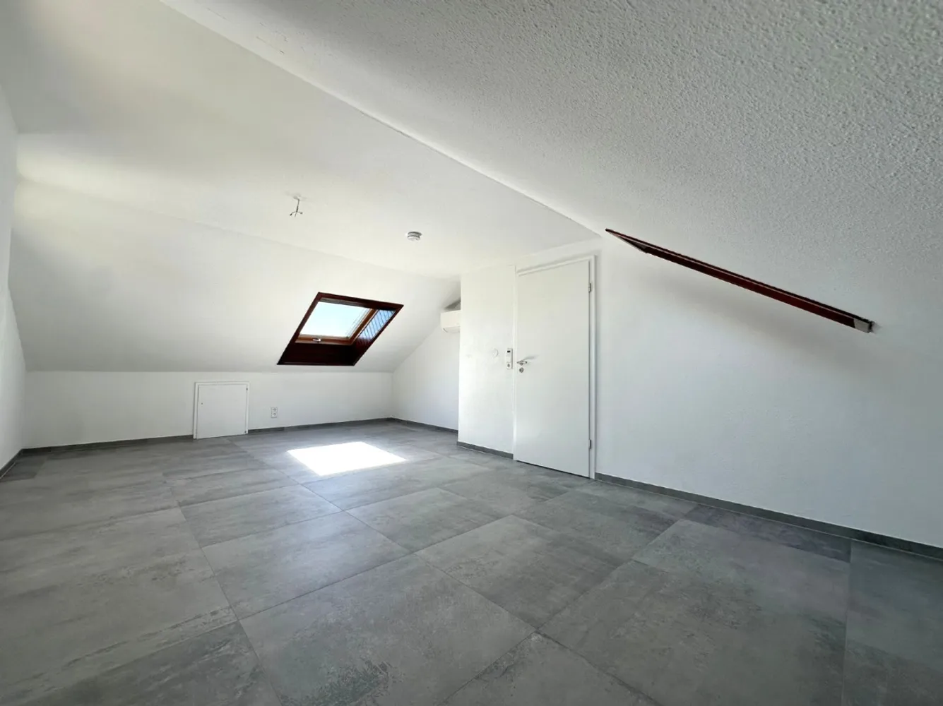 2 Zimmer Wohnung mit 67 m² in Leonberg – Bild 1