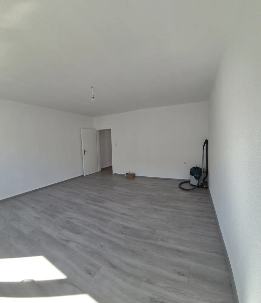 2 Zimmer Wohnung mit 65 m² in Wuppertal – Bild 2