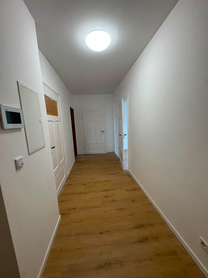 4 Zimmer Wohnung mit 90 m² in Zeitz – Bild 3