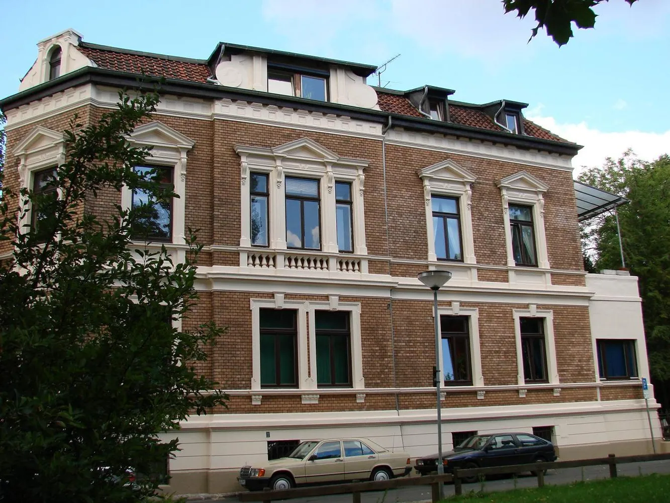 4 Zimmer Wohnung mit 105 m² in Braunschweig – Bild 1