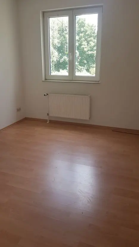 5 Zimmer Haus mit 126 m² in Falkensee – Bild 1