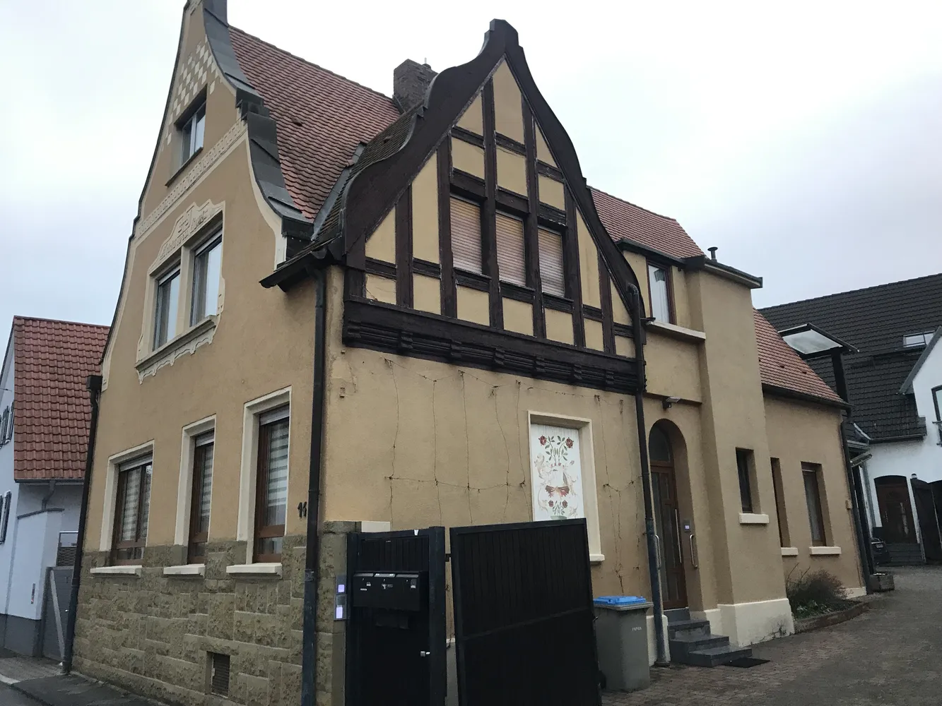 5 Zimmer Wohnung mit 125 m² in Mannheim – Bild 2