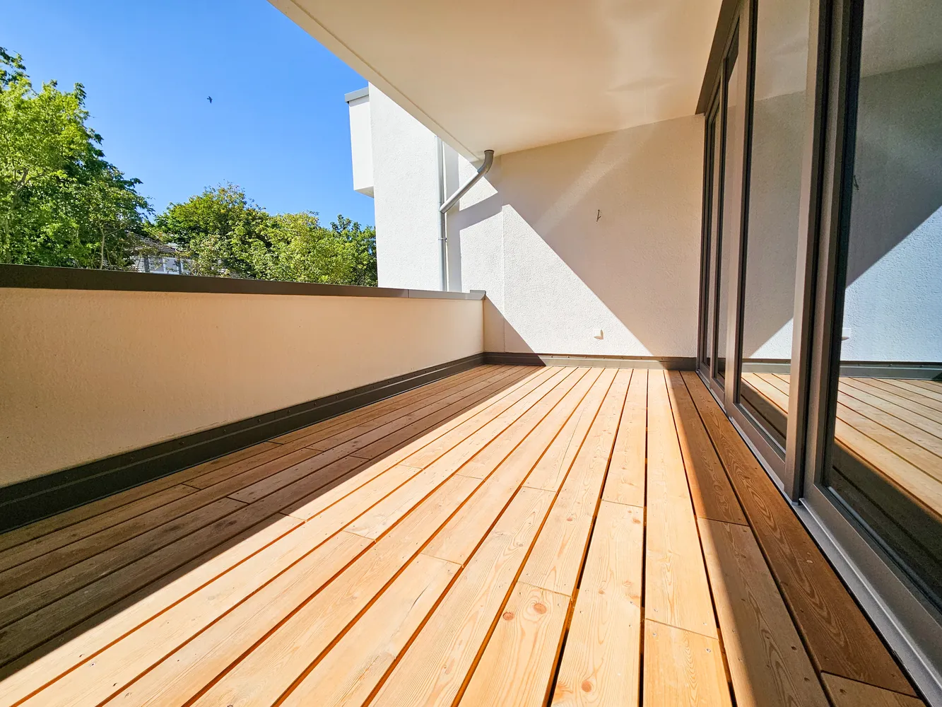 3 Zimmer Wohnung mit 100 m² in Frankfurt am Main – Bild 4