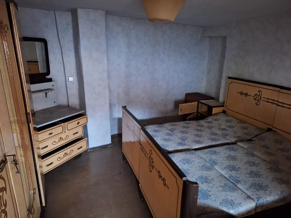 6 Zimmer Haus mit 140 m² in Halle (Saale) – Bild 1