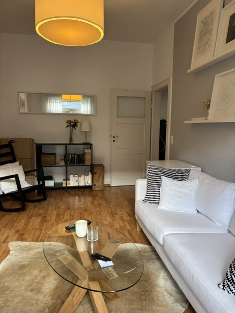 2 Zimmer Wohnung mit 55 m² in Frankfurt am Main – Bild 2
