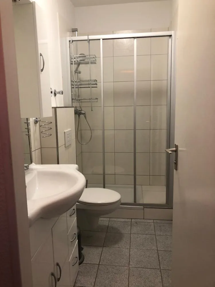 1 Zimmer Wohnung mit 35 m² in Köln – Bild 3