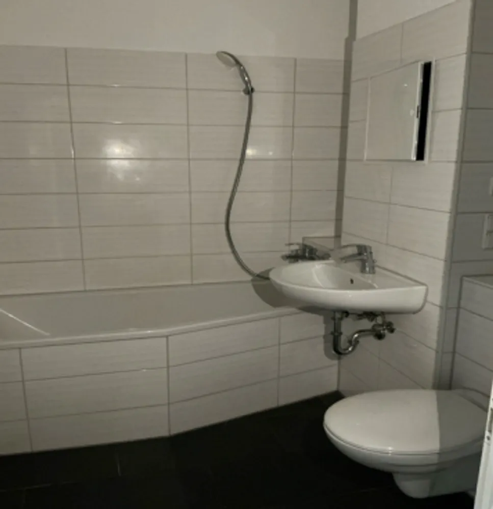 2 Zimmer Wohnung mit 51 m² in Halle (Saale) – Bild 5