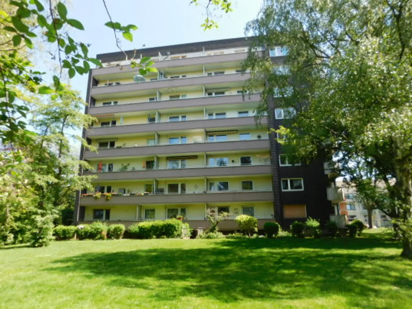 1 Zimmer Wohnung mit 50 m² in Krefeld – Bild 1