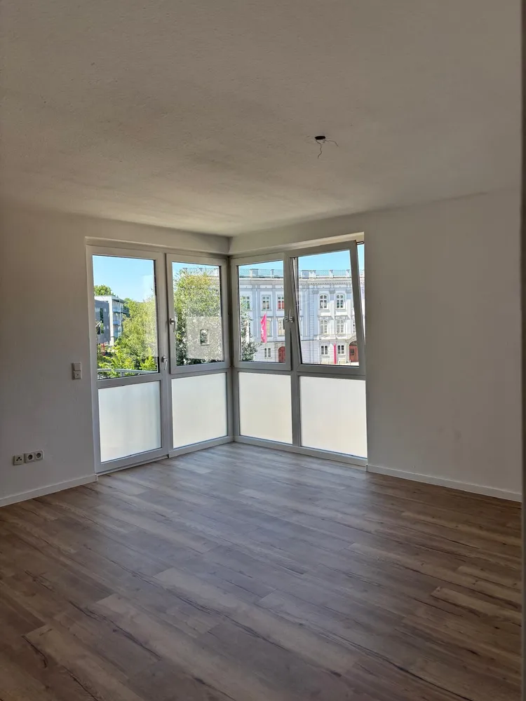 3 Zimmer Wohnung mit 76 m² in Augsburg – Bild 2