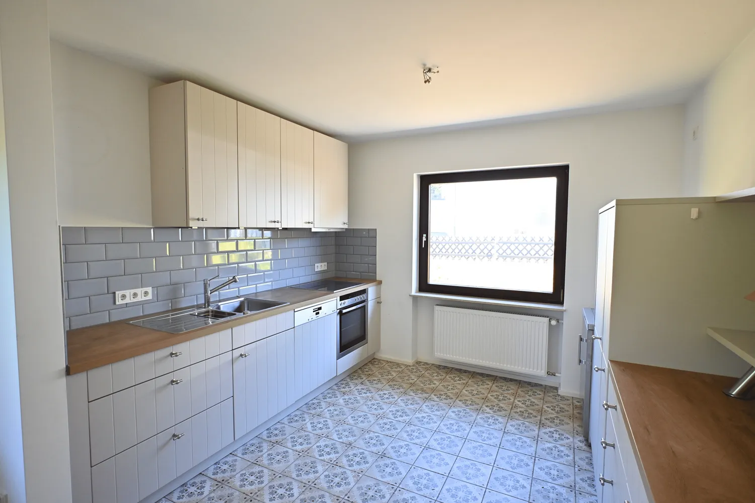 8 Zimmer Haus mit 208 m² in Würzburg – Bild 8