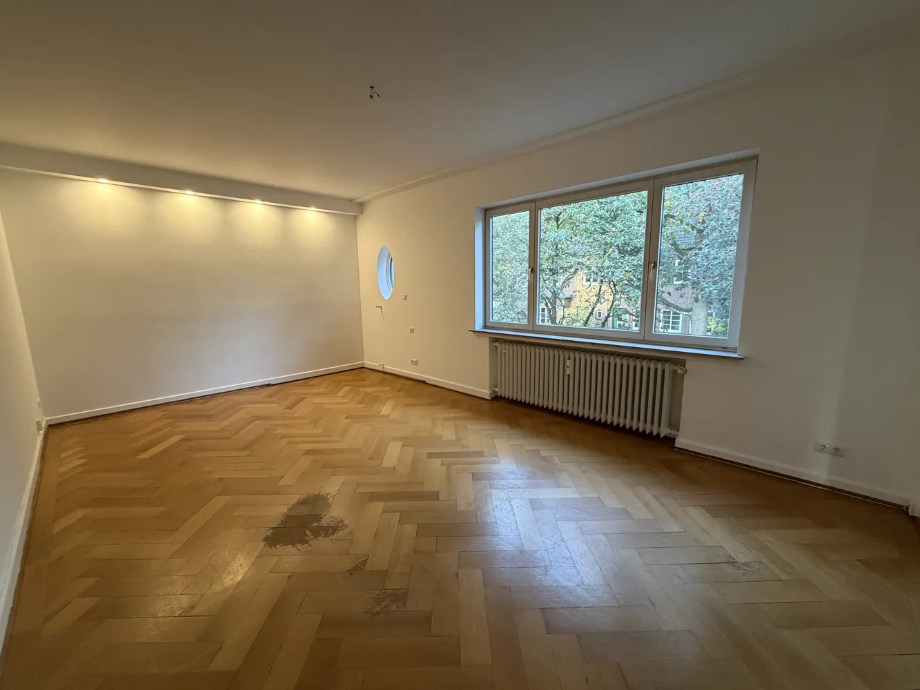4 Zimmer Wohnung mit 120 m² in Bremen – Bild 1